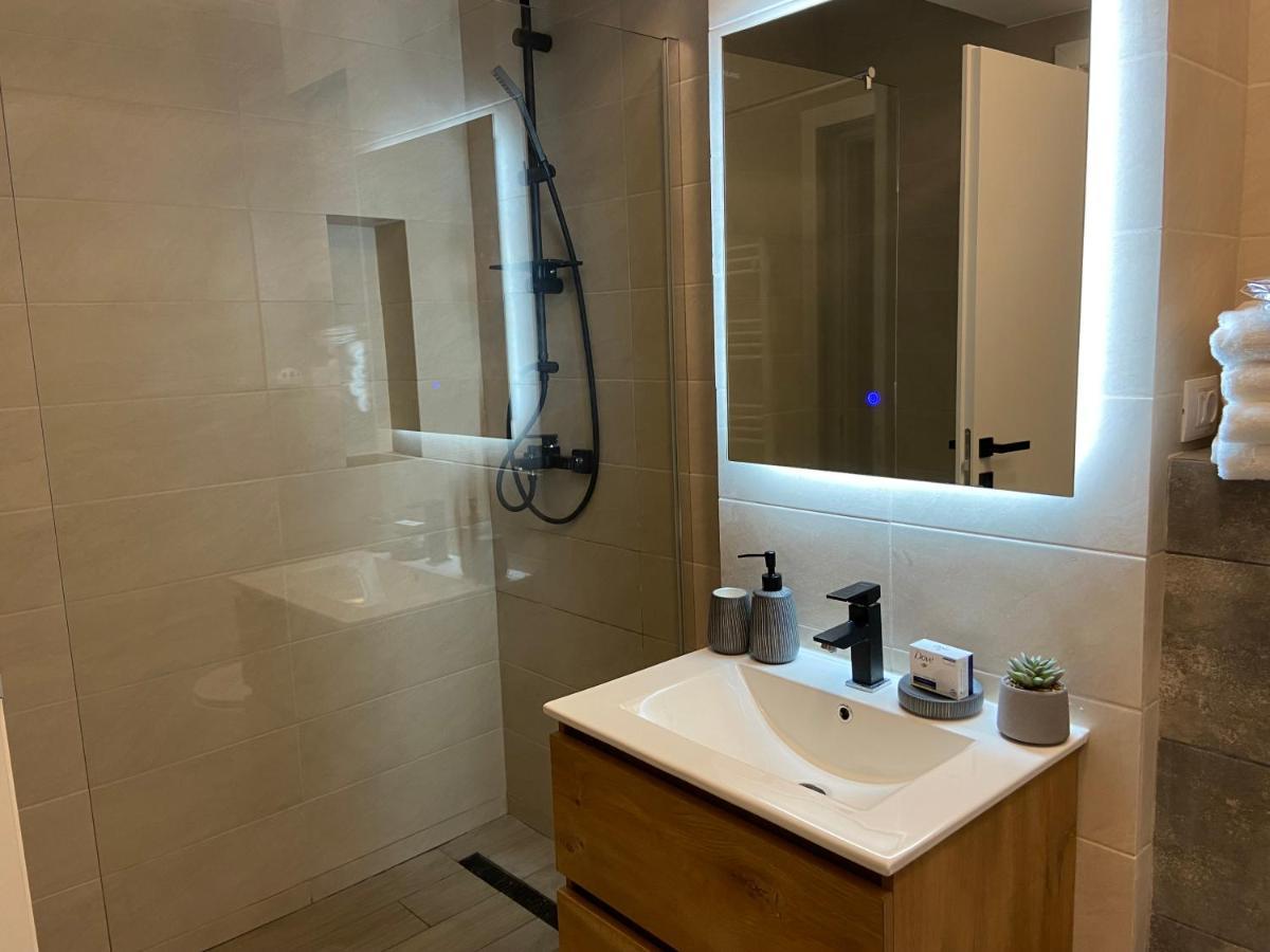 Mirage Sunset Mamaia Apartman Kültér fotó
